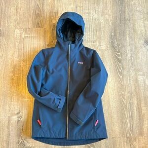 Patagonia Kids’ 4-in-1 Everyday Jacket
Excellent Condition
Size L (14)